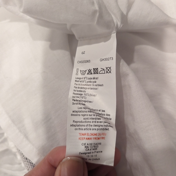 NWT Lili Gaufrette Girls Size 4 White Cotton Summer Dress with Button Back - Picture 2 of 6